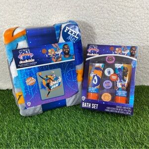 Lebron James Space Jam Throw Blanket and 4 Soap Fizzers for Bath Time Blue